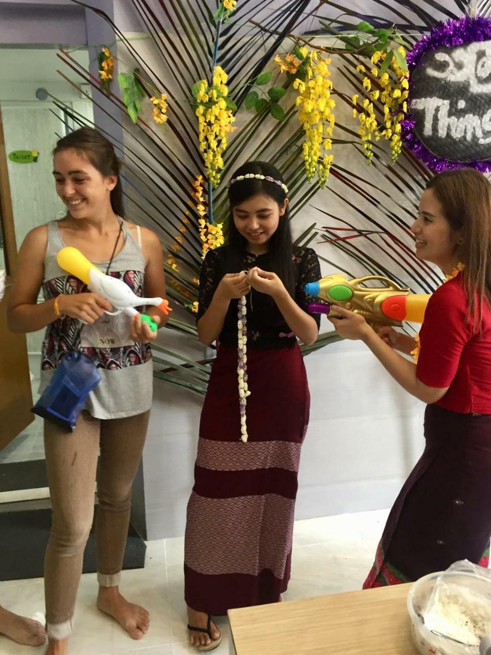 The Sat Yangon Vandrehjem Eksteriør billede